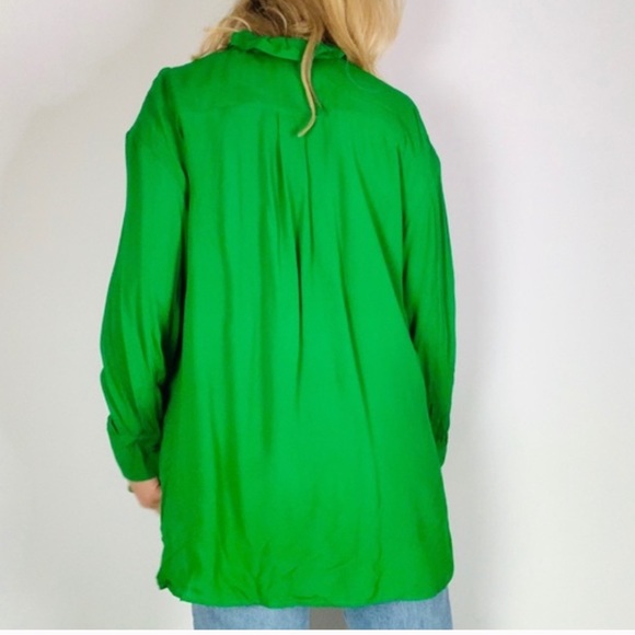Zara ruffle trim button down oversized shirt green - Picture 3 of 12